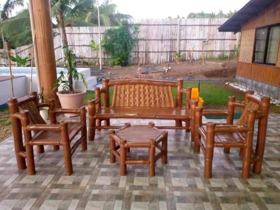 タガイタイ Modern Bahay Kubo In A Farm Near Tagaytayヴィラ エクステリア 写真