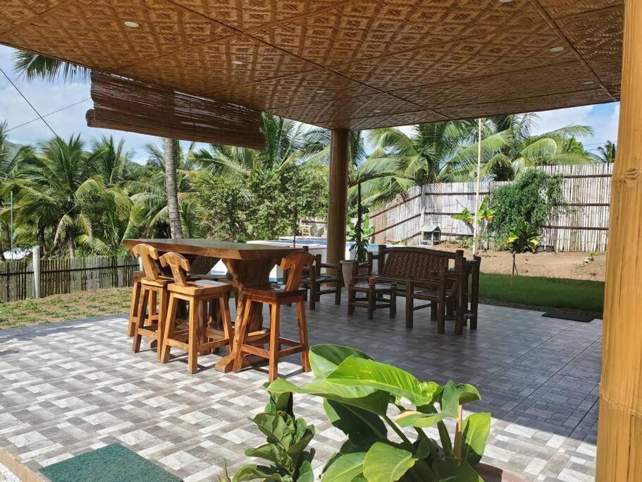 タガイタイ Modern Bahay Kubo In A Farm Near Tagaytayヴィラ エクステリア 写真