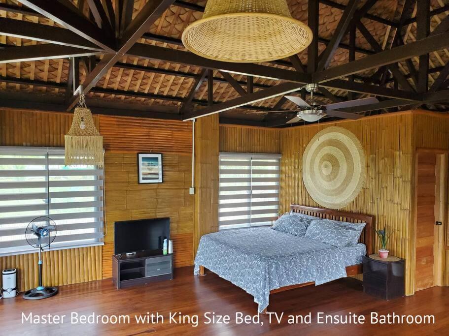 タガイタイ Modern Bahay Kubo In A Farm Near Tagaytayヴィラ エクステリア 写真